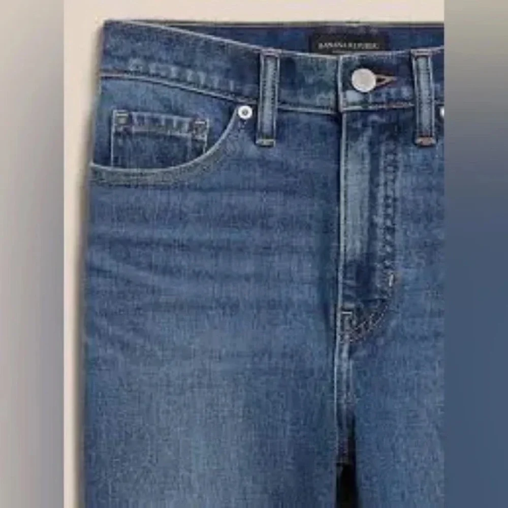 Banana Republic | The Slim Jean Medium Wash Size 34